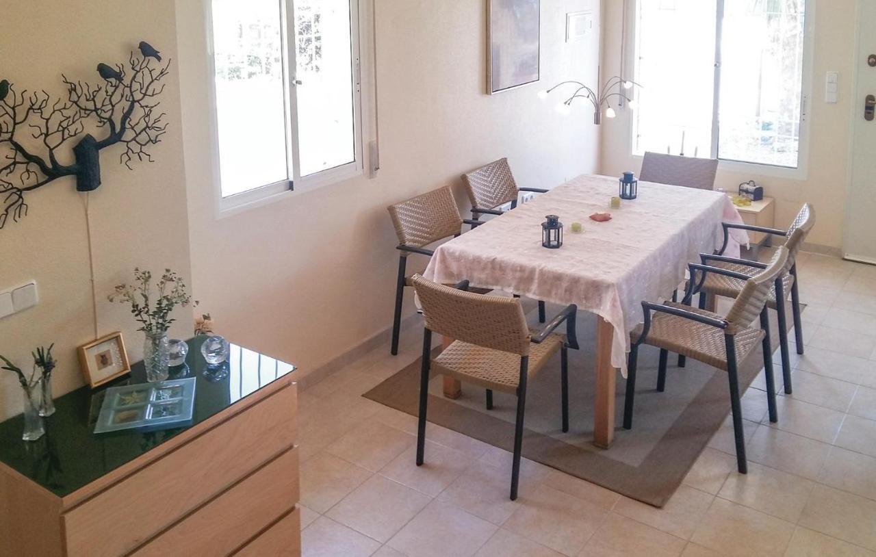 Cozy Home In Orihuela Costa With Kitchen Dehesa de Campoamor  Екстериор снимка