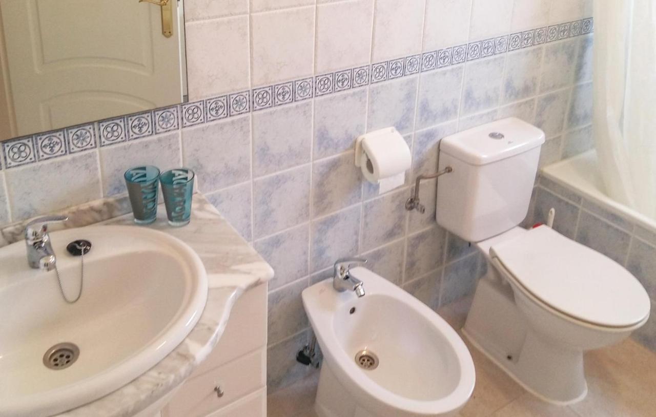Cozy Home In Orihuela Costa With Kitchen Dehesa de Campoamor  Екстериор снимка